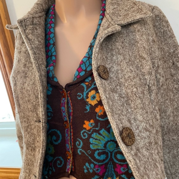 Closing!❄️ 18.5” PTP Rare quality IVKO BEAUTY!! wool Serbia sweater vest top - Picture 6 of 14